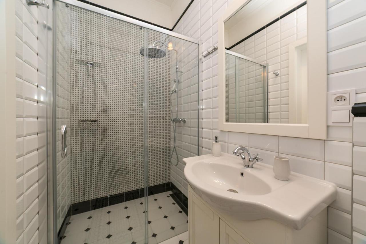 New Studio 3 - Self Check In, Parking Possible, Weekend Free Parking Pressburg Exterior foto